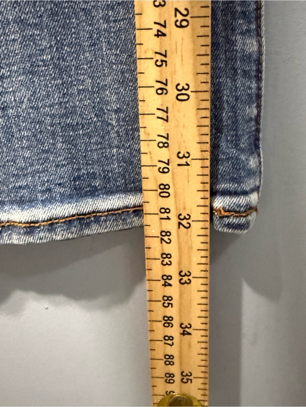 Driftwood Kelly Floral Embroidered Jeans Medium Wash Women’s Jeans Size 28 - Picture 6 of 12
